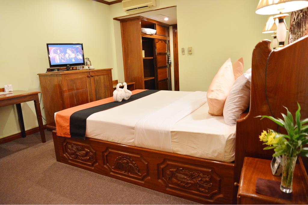 Angkor Hotel Siem Reap Esterno foto