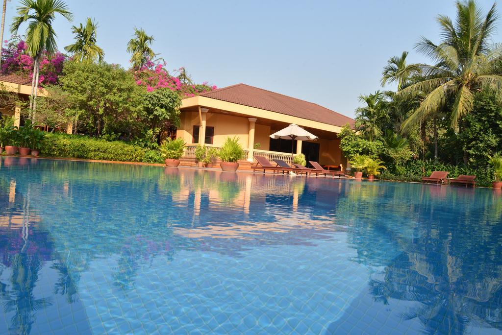 Angkor Hotel Siem Reap Esterno foto