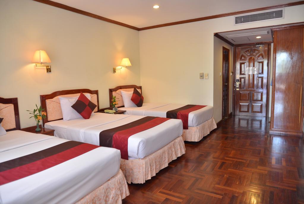 Angkor Hotel Siem Reap Esterno foto