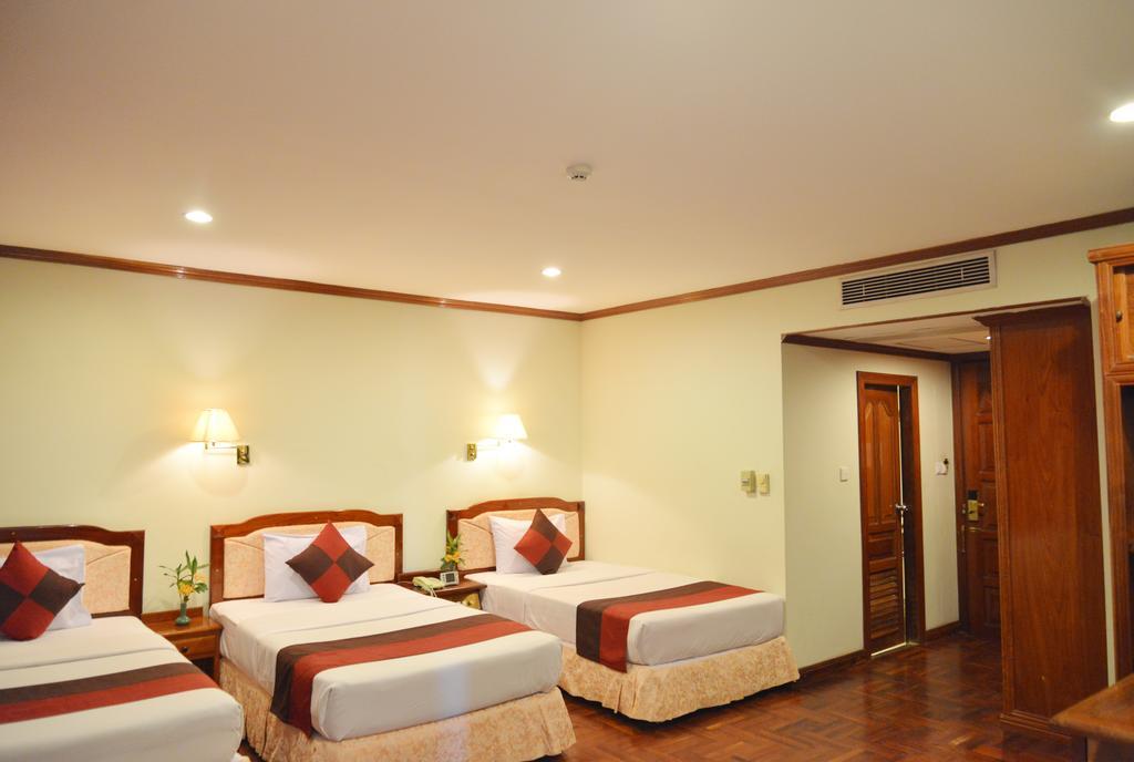 Angkor Hotel Siem Reap Esterno foto