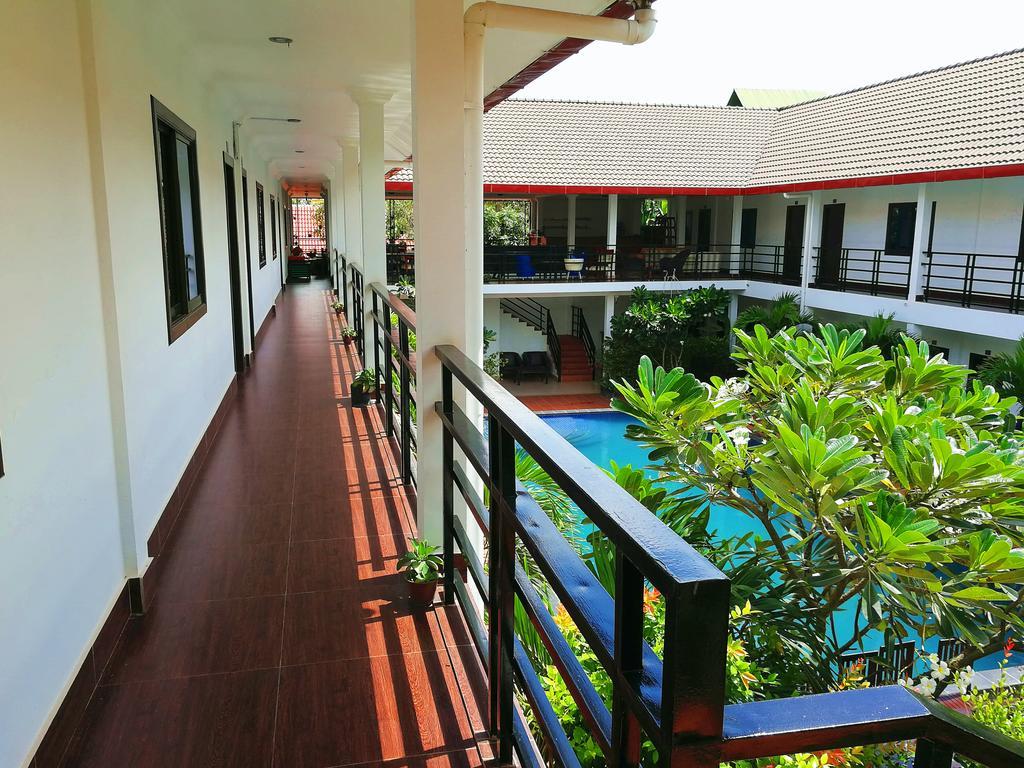Angkor Hotel Siem Reap Esterno foto