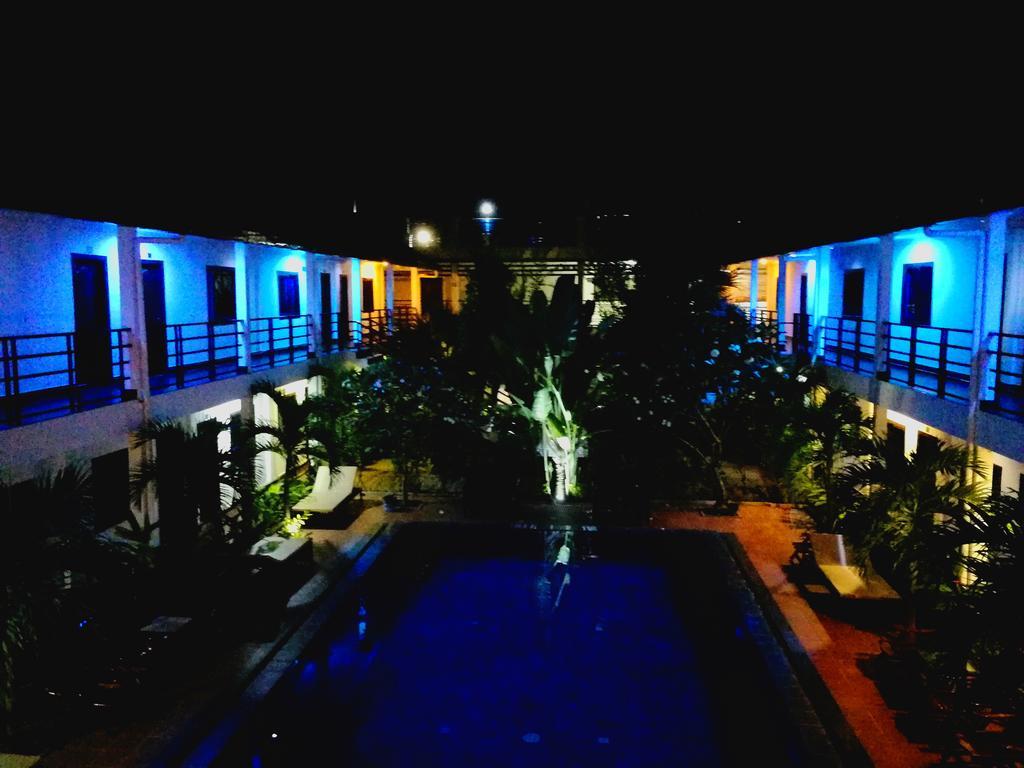 Angkor Hotel Siem Reap Esterno foto